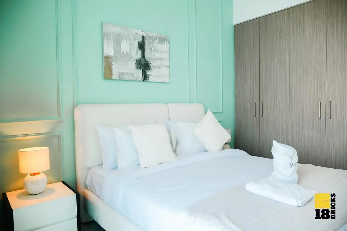 ドバイStylish 2Br With Panoramic Creekside Viewsアパートメント 0*, ドバイ アラブ首長国連邦